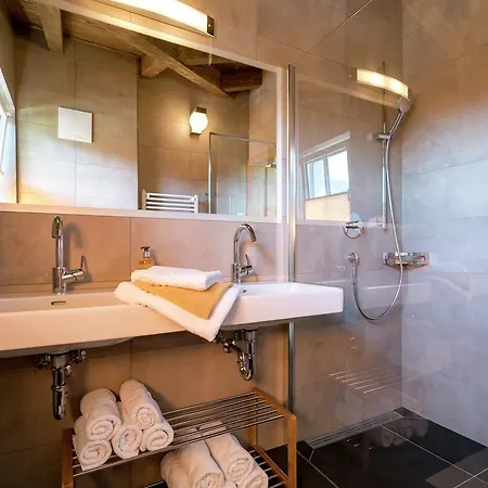 Bergbiberhaus * بيسندورف